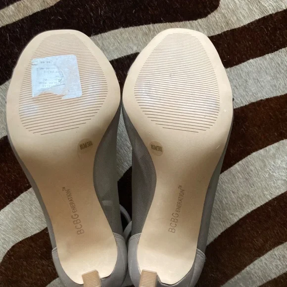 New  BCBG Mary Jane mesh heel sandles - Picture 5 of 7